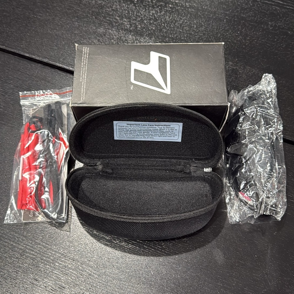 7eye Bora Gloss Black +1.50 Readers Riding Sunglasses - Picture 12 of 12